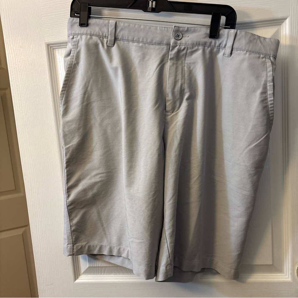 adidas Adi Pure Men's Light Gray Flat Front Chino Shorts. 00428